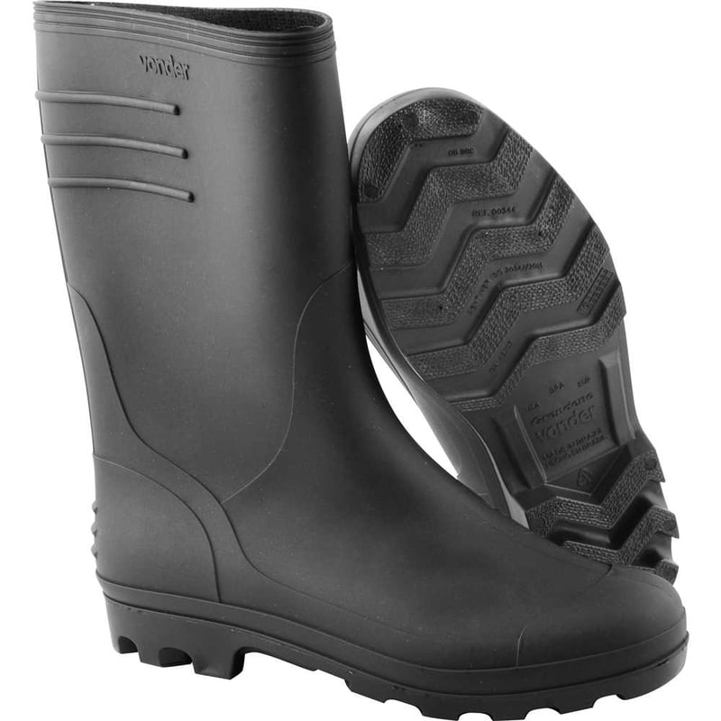 Bota de PVC preta, cano médio, com forro, 44/45